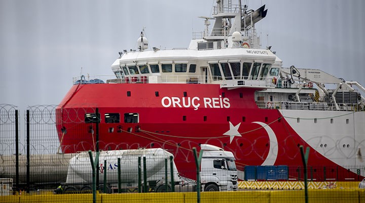 Oruç Reis, Avrupa Birliği zirvesi öncesi Antalya Limanı’na geri döndü