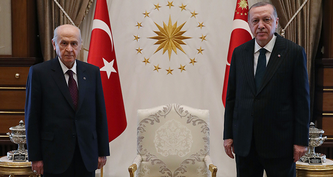Cumhurbaşkanı Erdoğan ile MHP Genel Başkanı Bahçeli KKTC’de Maraş’ı ziyaret etti