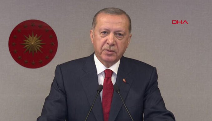 Erdoğan’ın anayasa davetine ilk hangi parti ‘evet’ dedi?