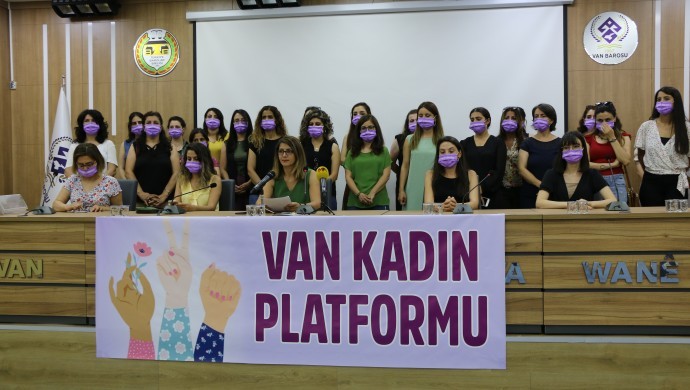 Van Kadın Platformu’ndan ‘Niçin İstanbul Sözleşmesi?’ paneli