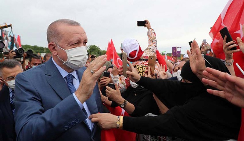 AKP Genel Başkanı ve Cumhurbaşkanı Recep Tayyip Erdoğan fenalaştı.